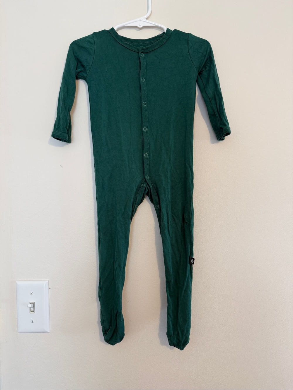 Kyte BABY Dark Green Long-Sleeve Footed One-Piece